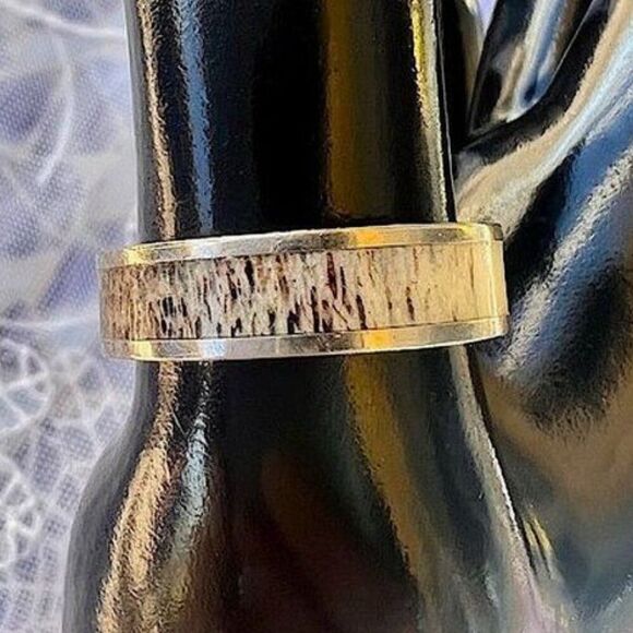Woodsman Deer Antler Inlay Platinum Band Ring Unisex 8.75 - Picture 1 of 11